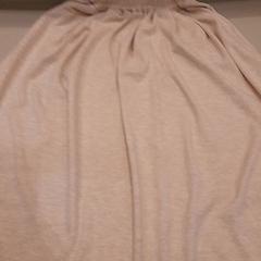 Jupe Beige, a été signalé par Van der Valk Hotel Schiphol utilisant iLost