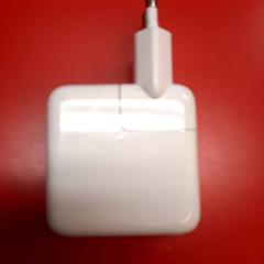 Oplaadblok, rapporterat av UvA REC med iLost