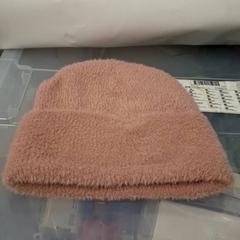 Hat, as reported by IKEA Paris - Plaisir using iLost