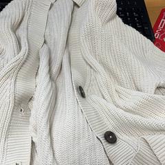 Sweater witte, as reported by VITAZ campus Sint-Niklaas using iLost