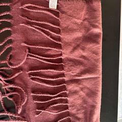 Schal, gemeldet von TCR Tours über iLost