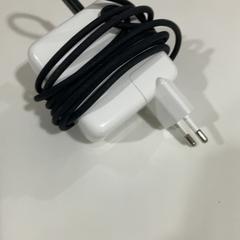 Caricabatterie Apple, come riportato da TU/e - Receptie Atlas utilizzando iLost