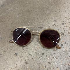 Sunglasses Zonnebril, as reported by IKEA Utrecht using iLost