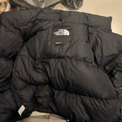 Jacket  the north face, a été signalé par Awakenings Eindhoven utilisant iLost