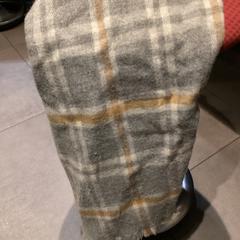 Scarf, rapporterat av MEININGER Hotel Berlin "Mitte" Humboldthaus med iLost