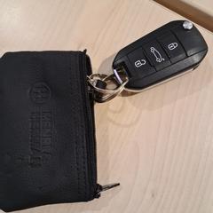 Car key, gisa salatu by Gemeente Wijk bij Duurstede iLost erabiliz