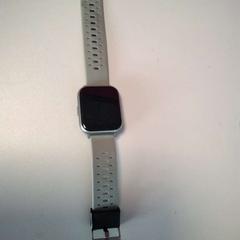 Hodinky, jak nahlášeno Twisto pomocí iLost