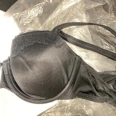 BH zwart, segundo informou Hotel Van der Valk Harderwijk op de Veluwe usando iLost