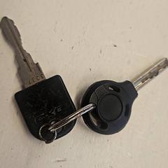 Clé, a été signalé par GVB utilisant iLost