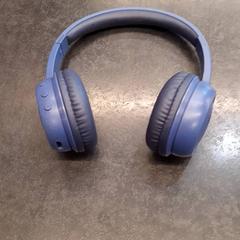 Hodetelefoner, som rapportert av Rotterdam The Hague Airport ved bruk av iLost