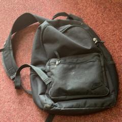 Mochila, como reportado por Arriva Achterhoek-Rivierenland utilizando o iLost