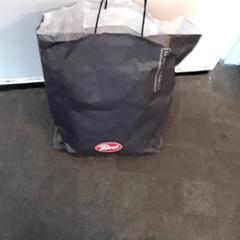 Bossa Zwart papier, segons ha informat EBS Tramplein mitjançant iLost