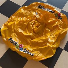 Baby zwemband がiLostで Familie Resort Molenwaard によって報告されました