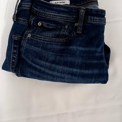 Texans, segons ha informat Grand Hotel Amrâth Amsterdam mitjançant iLost