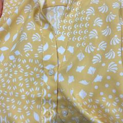 Camicia, come riportato da Sheraton Brussels Airport Hotel utilizzando iLost