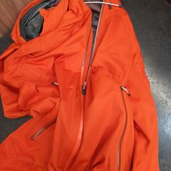 Windjack, som rapportert av Rotterdam The Hague Airport ved bruk av iLost