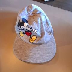 Kšiltovka Mickey, jak nahlášeno Familiepark Drievliet pomocí iLost