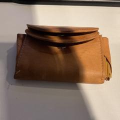 지갑 Op naam van villarico, iLost를 사용하여 Gemeente Amsterdam에 보고됨