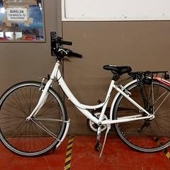 Bicicletta Onbekend Wit, come riportato da Fietsdepot Hasselt utilizzando iLost