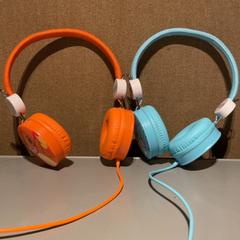 Fejhallgató, amint azt Van der Valk Hotel Apeldoorn - De Cantharel az iLost segítségével jelentette.