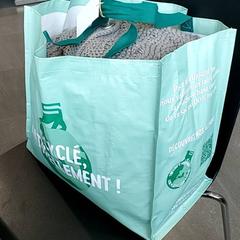 Táska - Draagtas, amint azt Centraal magazijn az iLost segítségével jelentette.