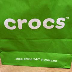 İLost kullanarak Designer Outlet Roermond tarafından bildirildiği gibi Aankoop crocs purchase