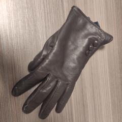 Handschoen Börjesson, segundo informou a iLost