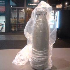 Vattenflaska, rapporterat av SnowWorld Landgraaf med iLost