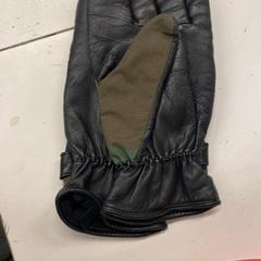 Rękawiczki, zgłoszono przez GVB przy użyciu iLost