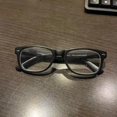 Glasses zwart, as reported by Haven Hotel Rotterdam using iLost