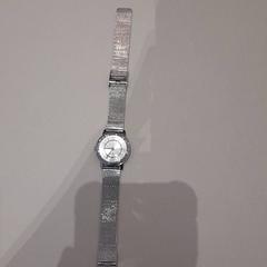 Rellotge Silver, segons ha informat Van der Valk Hotel Schiphol mitjançant iLost