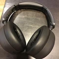 Hörlurar, rapporterat av U-OV Utrecht med iLost