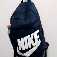 Hátizsák, amint azt Hermes Eindhoven az iLost segítségével jelentette.