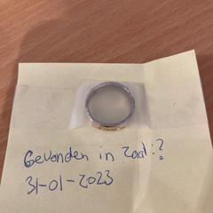 Ring, ha sido reportado por Pathé Tilburg Stappegoor con iLost