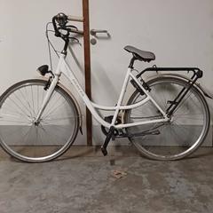Női kerékpár Norta Wit-Beige, amint azt Fietsdepot Hasselt az iLost segítségével jelentette.