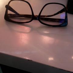 眼鏡 がiLostで Beeld & Geluid Hilversum によって報告されました