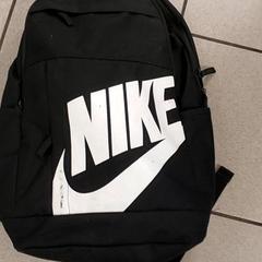 Borsa & Zaino, come riportato da Regio Antwerpen - Brussel utilizzando iLost