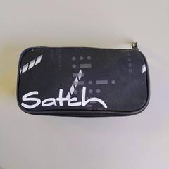 Estutxe zwart, gisa salatu by Regio Limburg - Leuven iLost erabiliz