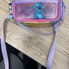 Handbag Lilo en Stitch, as reported by Pathé Delft using iLost
