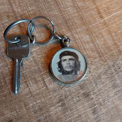 Sleutel met sleutelhanger, som rapporterats till iLost