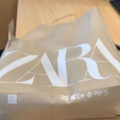 バッグ & Zara がiLostで Gemeente Gooise Meren によって報告されました