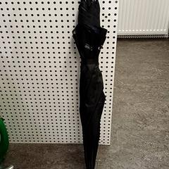 Dáždnik, ako bolo nahlásené Qbuzz GD Groningen HS pomocou iLost