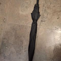 Parapluie Zwart, a été signalé par Centraal magazijn utilisant iLost