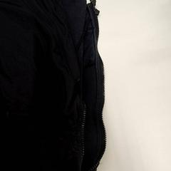 Veste noire, a été signalé par IKEA Clermont Ferrand utilisant iLost
