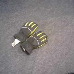 手袋 がiLostで SnowWorld Landgraaf によって報告されました