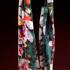 Shawl Meerdere kleuren, as reported by TivoliVredenburg using iLost