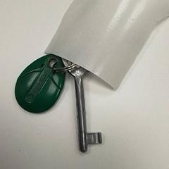 Brelok do kluczy de clés, zgłoszono przez ilévia przy użyciu iLost