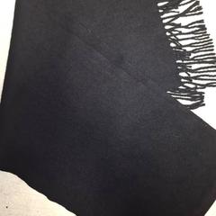 Sjaal zwart, zoals gemeld door Qbuzz DMG met iLost