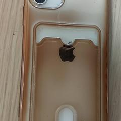 Smartphone iPhone - SALAH -, come riportato da Centraal magazijn utilizzando iLost