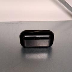 Laddare med hörlurar, som rapportert av Keolis Lund ved bruk av iLost